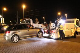 Auto klemgereden door politie in Osdorp