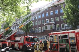 Woningbrand in Amsterdam onder controle, omliggende huizen ontruimd