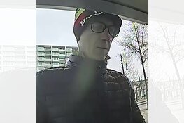 Gezocht: Verdachten van pinnen met gestolen pinpas Wilhelminaplantsoen (Diemen) + Middenweg (Amsterdam)