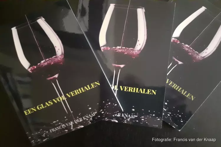 &#39;Een glas vol verhalen&#39;: van Francis van der Knaap
