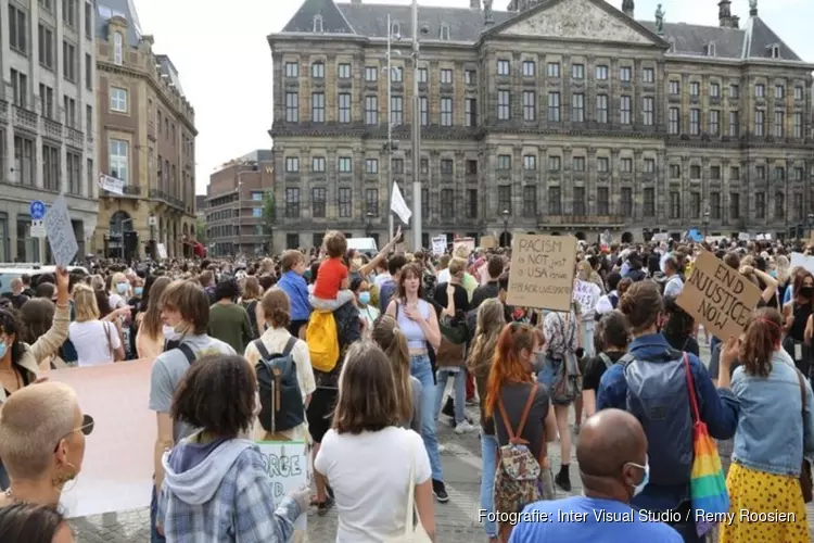 Demonstratie Nelson Mandelapark