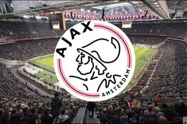 Musampa en Douglas tekenen contract