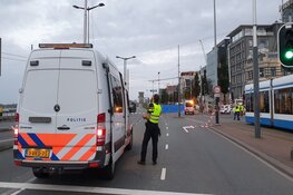 Motorrijder (37) overleden bij ongeval op de De Ruijterkade in Amsterdam