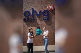 500 hamburgers voor Amsterdamse verpleegkundige burgers