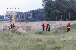 Grote zoektocht op en rond Schiphol na melding van automobilist die iets uit vliegtuig zag vallen