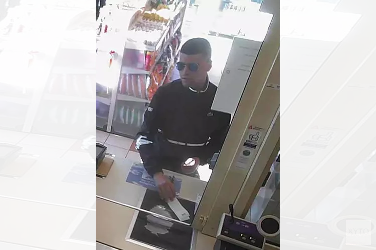 Gezocht: Bejaarde vrouw bestolen na babbeltruc nep-agent