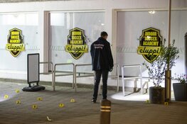 Kogelregen op sportgebouw Johan Huizingalaan