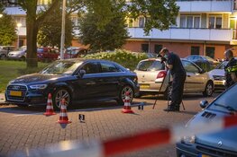Geparkeerde Audi beschoten in Amsterdam Osdorp