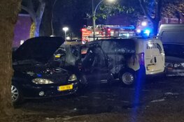 Meerdere auto's beschadigd bij brand in Geuzenveld