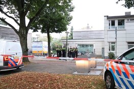 Acht aanhoudingen bij ontruiming gekraakt winkelpand