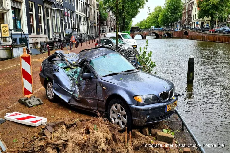 Auto total loss in Amsterdam