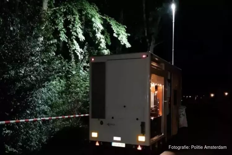 Dakloze man die zwaargewond werd aangetroffen in Amsterdam overleden
