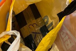 Drugsvangst in woning Overtoom