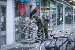 Explosie bij bedrijf op Pieter Calandlaan, EOD ingezet