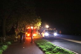 Auto belandt in het water bij Abcoude, bestuurder niet aangetroffen