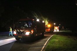 Auto belandt in het water bij Abcoude, bestuurder niet aangetroffen