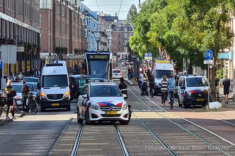 Woningen ontruimd bij gaslek bij Albert Heijn op de Kinkerstraat