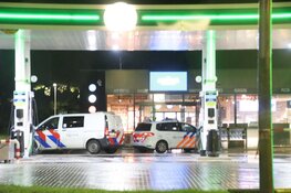 Politie zoekt verdachte na overval bij tankstation Diemen