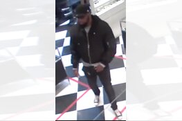 Gezocht: Pinnen met weggenomen pinpas P.C. Hooftstraat