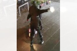 Gezocht: Ontploffing explosief bij en beschieting van kapperszaak Slotermeerlaan