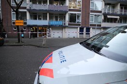 Geschoten op flat Naaldwijkstraat in Amsterdam