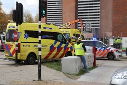 Persoon gewond bij ongeval op bouwplaats in Amsterdam