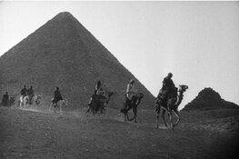 Live performances bij collectiemateriaal van Eye & Salwa tijdens live stream zaterdag 7 november