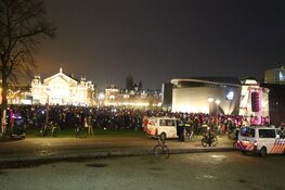 Demonstratie op het Museumplein: vrouwen voor vrouwen
