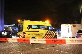 Man overleden na steekincident bij hostel Bos en Lommer