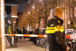 Arrestatieteam valt woning Bestevaerstraat binnen