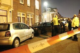 Achtervolging beëindigd na crash Amsterdam Noord, een persoon aangehouden