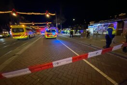 Personen te water geraakt in centrum Amsterdam, hulpdiensten massaal aanwezig