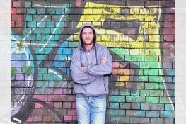 Wie heeft meer informatie over de gewelddadige dood van Krzysztof Malinowski?