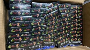 Bijna 650 stuks illegaal vuurwerk in beslag genomen bij kofferbak-verkoop