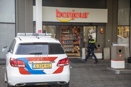 Gewonde bij geweldsincident bij tankstation Vlugtlaan in Amsterdam