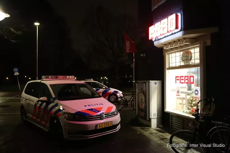 FEBO Amsterdam-Oost overvallen, politie zoekt verdachte