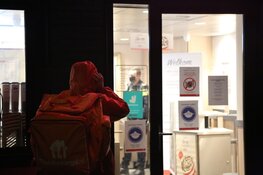 FEBO Amsterdam-Oost overvallen, politie zoekt verdachte