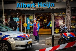 Medewerker supermarkt neergestoken in Amsterdam