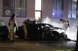 Auto uitgebrand in Osdorp