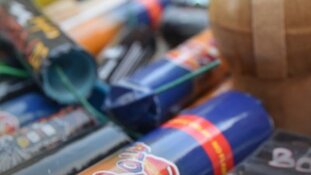 Handhaving en Politie werken samen: Illegaal vuurwerk aangetroffen