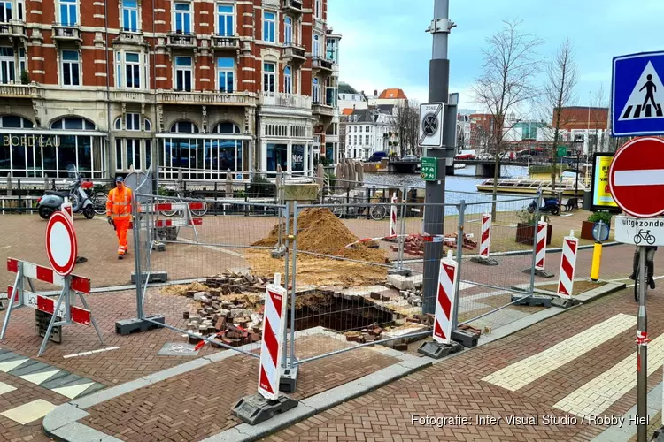 Sinkhole op het Muntplein in Amsterdam