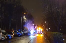 Bestelbus in brand in Osdorp