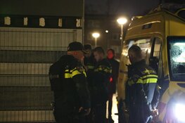 Gewonde bij woningoverval aan het Aakpad in Buiksloot