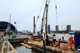 Meer en grotere veren naar en van het IJplein