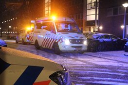 "Automobilist rijdt in op jongen die sneeuwbal gooit"