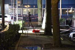 Lichaam aangetroffen in water in Amsterdam Nieuw-West, politie doet onderzoek