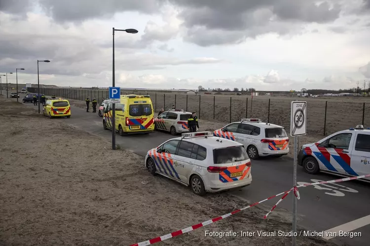 Gewonde en aanhouding na melding schietpartij Pampuslaan in Amsterdam