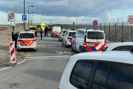 Gewonde en aanhouding na melding schietpartij Pampuslaan in Amsterdam