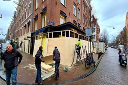 Vele winkels in P.C. Hoofdstraat dichtgetimmerd uit angst