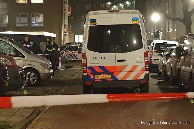 20-jarige man neergestoken Strackéstraat